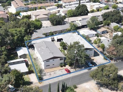 10039 Haines Canyon Ave