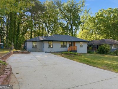 2082 Rosewood Rd