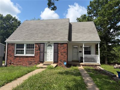 126 Crescent Garden Dr