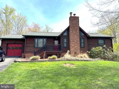 2 Holly Ct