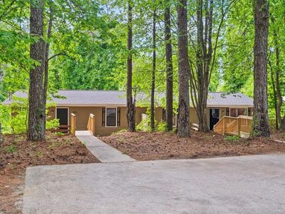 Property at 68 Lindsey Lake Rd, Dallas, GA