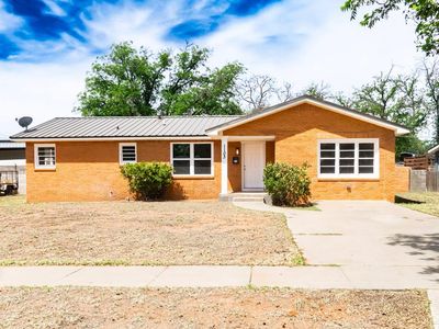 1103 NW 10th St