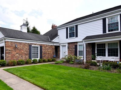 34100 Chagrin Blvd APT 1101