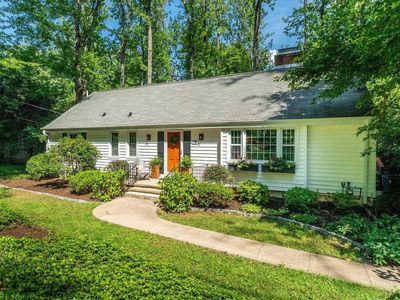 118 Woodstock Dr