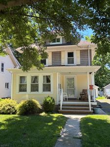 17 E Brown St