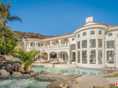 25665 Mulholland Hwy