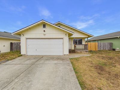 Property at 1015 Kirkwood Ct, McKinleyville, CA