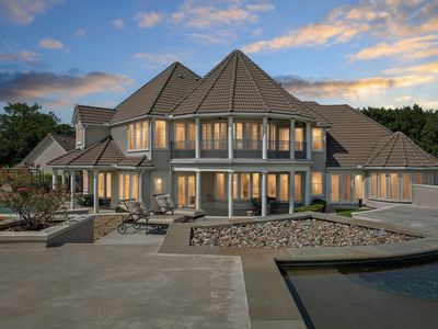 307 Woodland Hills Dr