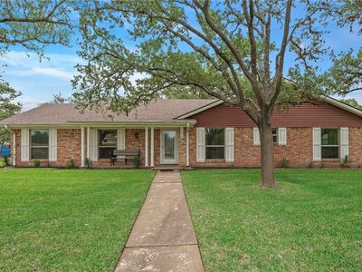1208 Broadmoor Dr