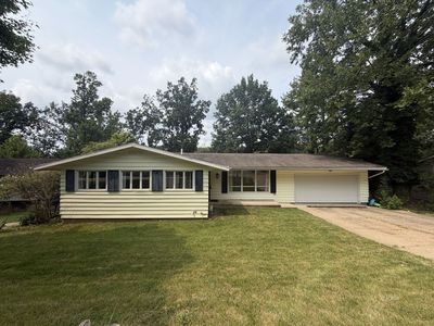 Property at 41 Briarwood Dr, Athens, OH