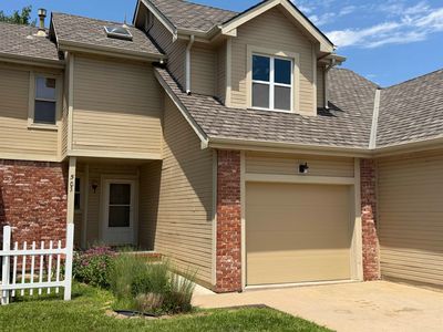 Property at 6510 E 29th St N APT 503, Wichita, KS