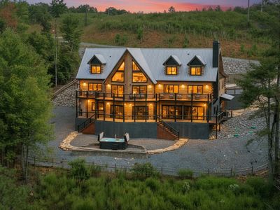 566 Canoe Point