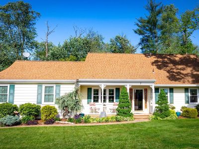 7 Carriage Way