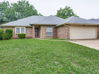 1505 Sunny Glen St