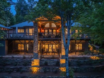 591 Lake Pointe Dr