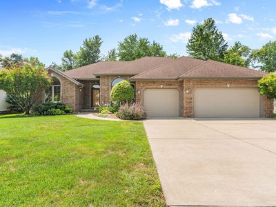 2380 W Allen Drive