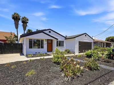 856 Elm Ave