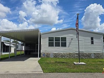7823 Walkers Cay Ave
