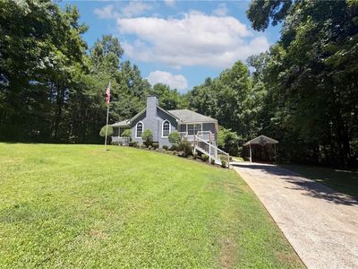 4150 Jonathan Ln