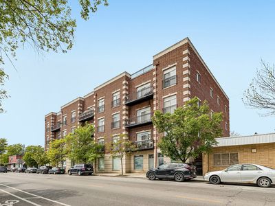 5420 N Kedzie Ave APT 2A