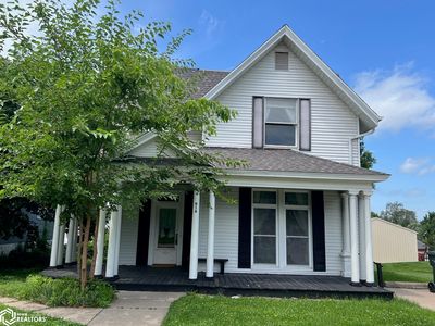 916 Grand Ave