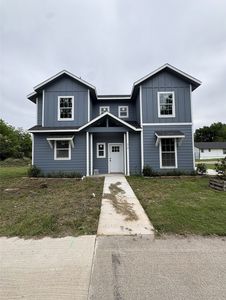 316 Henry St
