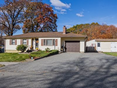 Property at 68 Parenteau Dr, Chicopee, MA