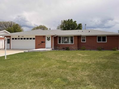 1202 BURLINGTON BLVD