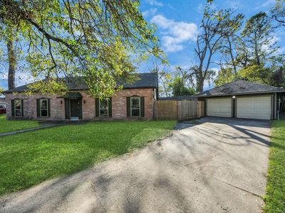 902 Old Mill Ln