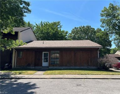 1442 E Tanners Creek Dr