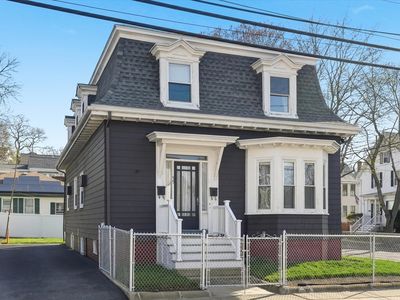 55 Lovers Leap Ave