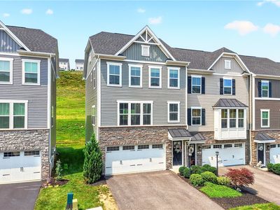 4009 Crown Dr