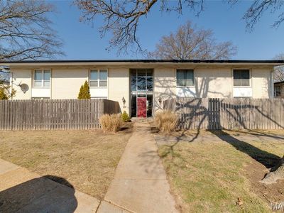 10451 Briarbend Dr APT 4