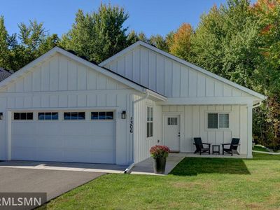 1306 Prairie Ln