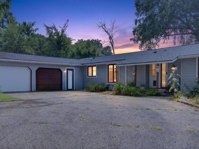 N6637 Meadowview Dr