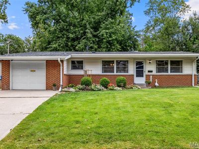 1320 Paddock Dr