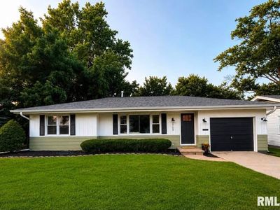 2709 W Huntington Dr