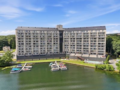 65 Lake Ave APT 830