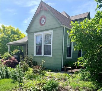 547 Main St