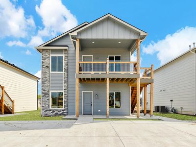 5526-5536 N Bressler Dr