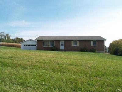 4065 Country Side Ln