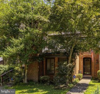 5723 Waters Edge Landing Ct
