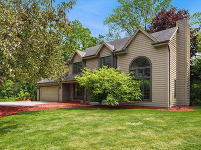 5321 W Woodland DRIVE