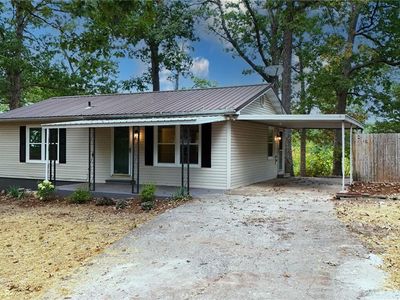 4343 Center Dr