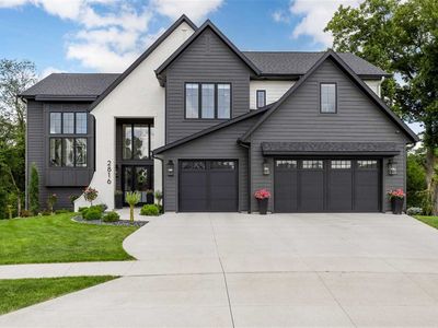 2816 Buckle Down Cir