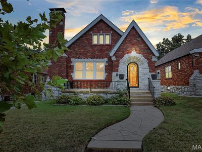 1620 Grape Ave