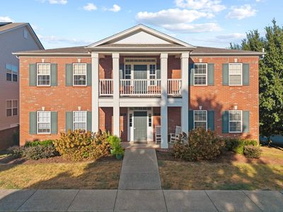 1225 Park Run Dr