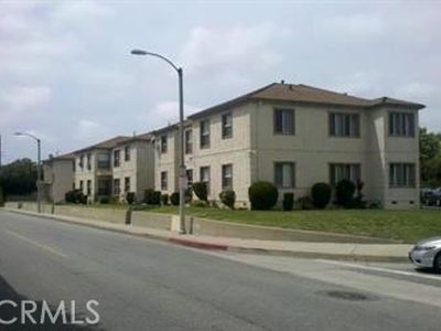 2205 W Ramona Rd