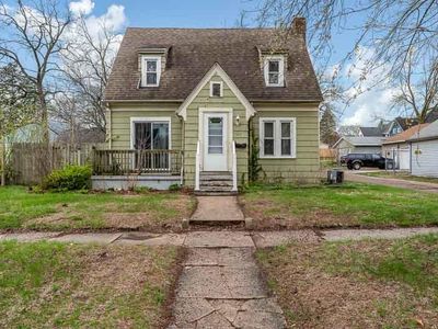 110 ADAMS Street