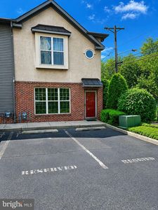 2 Station Ln